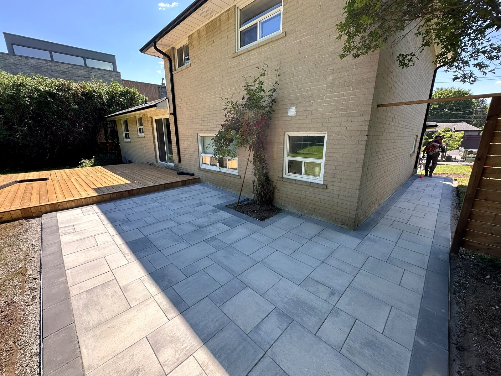 Backyard outdoor living space with fire feature — Richmond Hill